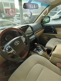 تويوتا لاندكروزر